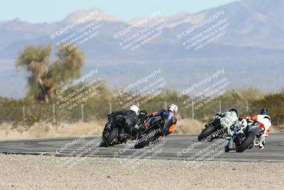 media/Dec-06-2025-CVMA (Sat) [[4a896cc04c]]/Race 5-Amateur Formula Middleweight/